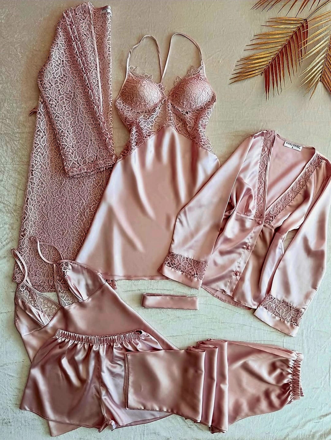 Royal 7-Piece Satin & Lace Trousseau Set