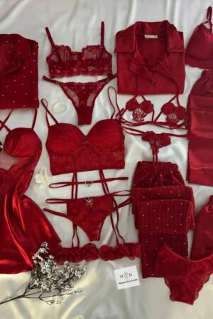 Crimson Passion" Ultimate 16-Piece Mega Set