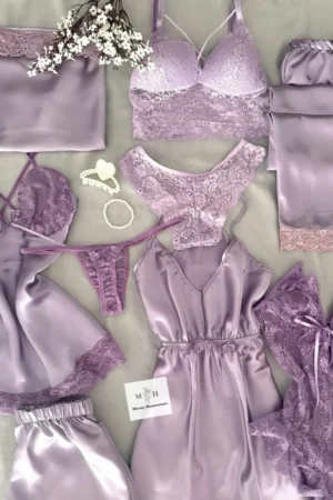 "Heartthrob" Sheer Mesh & Appliqué Lingerie Set (Available in 3 Colors)